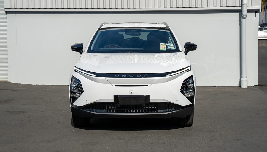2025 OMODA E5 3