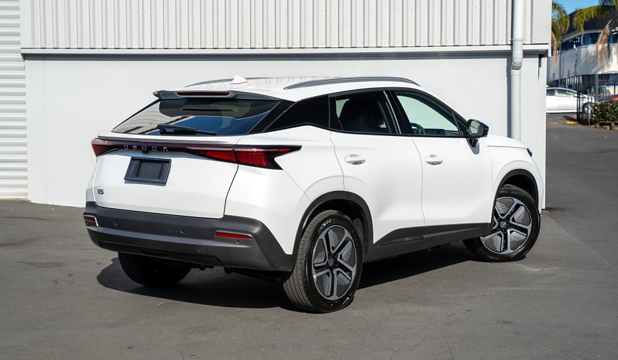 2025 OMODA E5 2