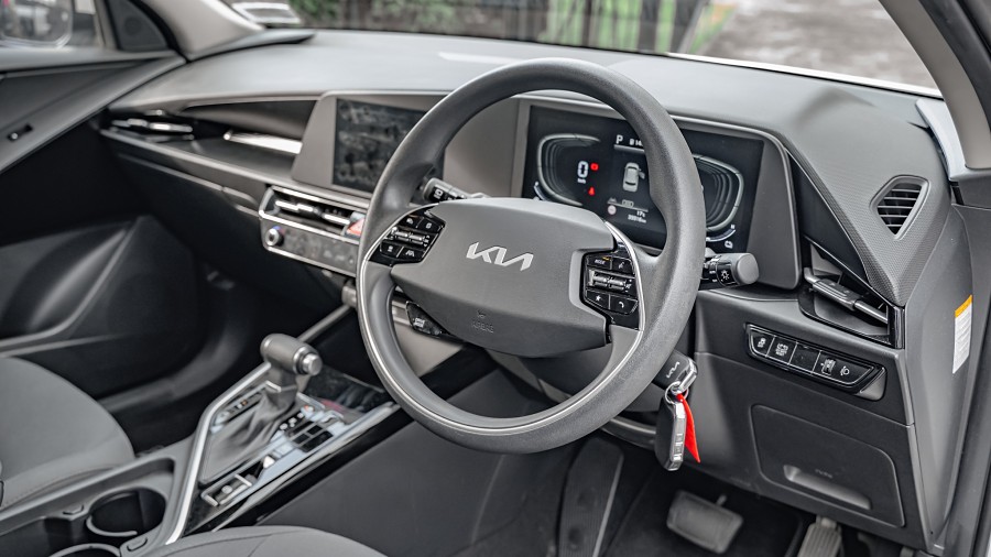 2025 Kia Niro 9