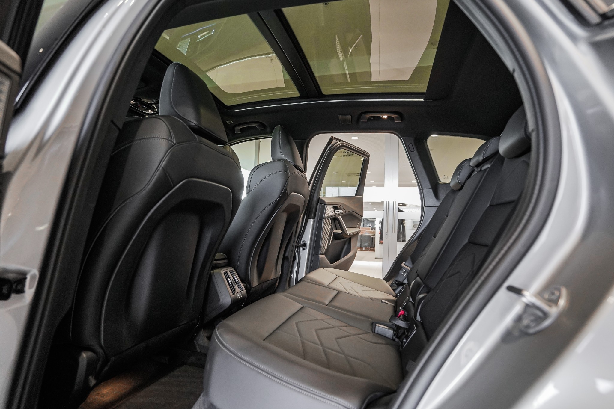 BMW iX1 xDrive30