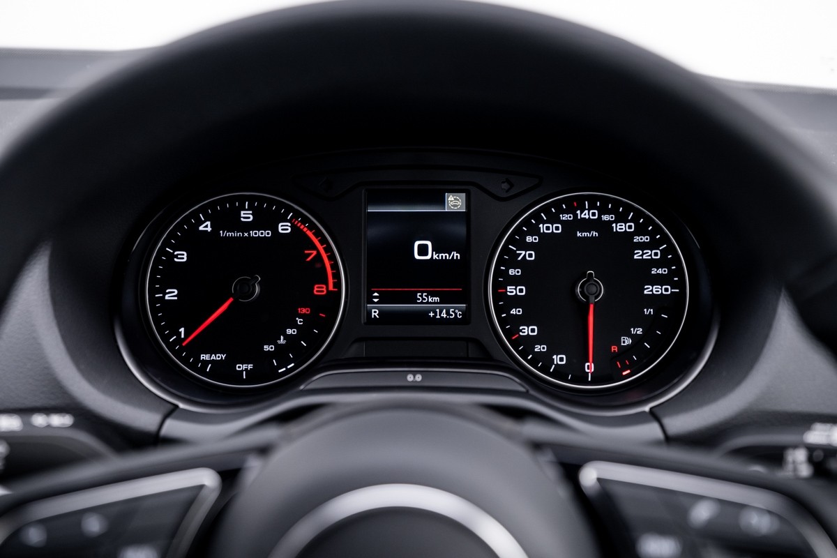 Audi Q2 35 TFSI S TRONIC 110 KW
