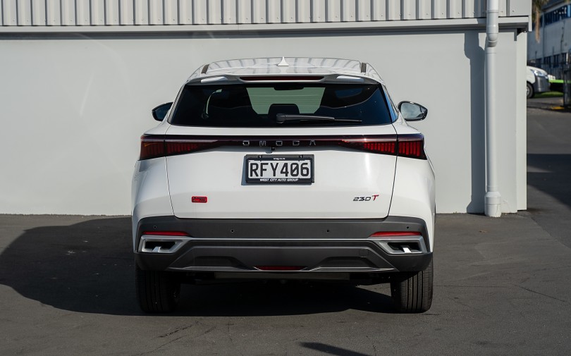 2025 OMODA C5 4