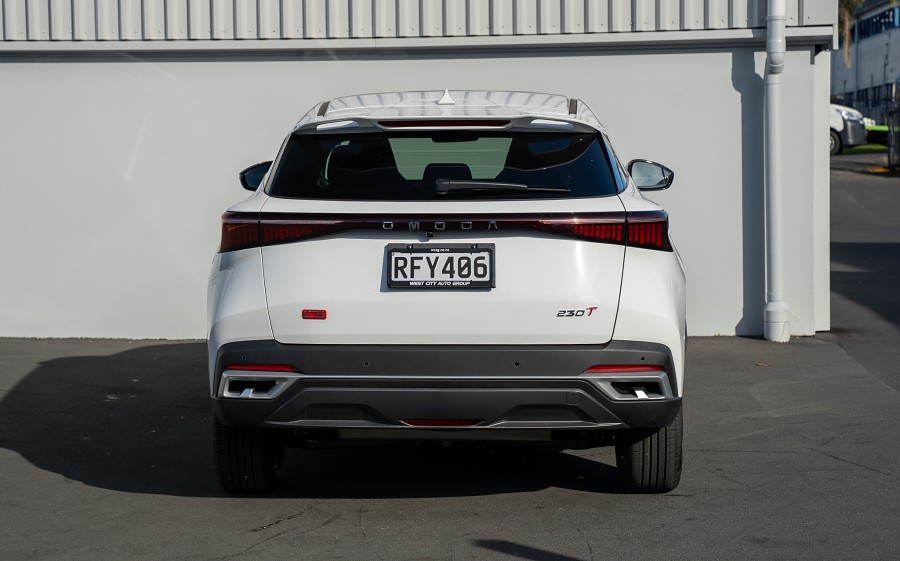 2025 OMODA C5 4