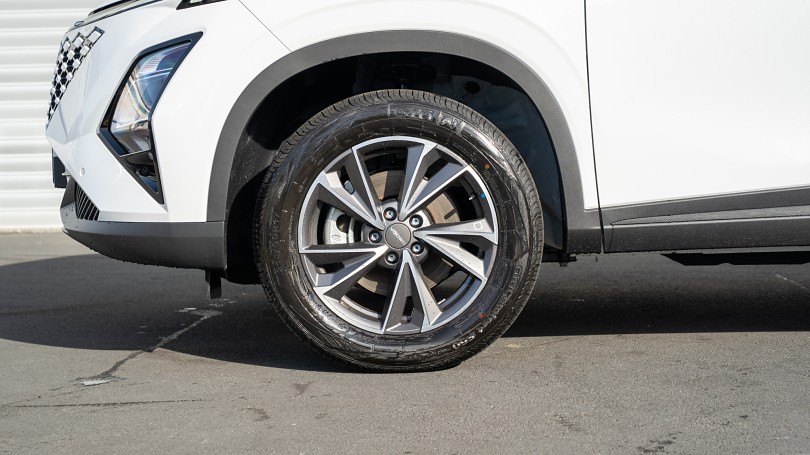 2025 OMODA C5 6