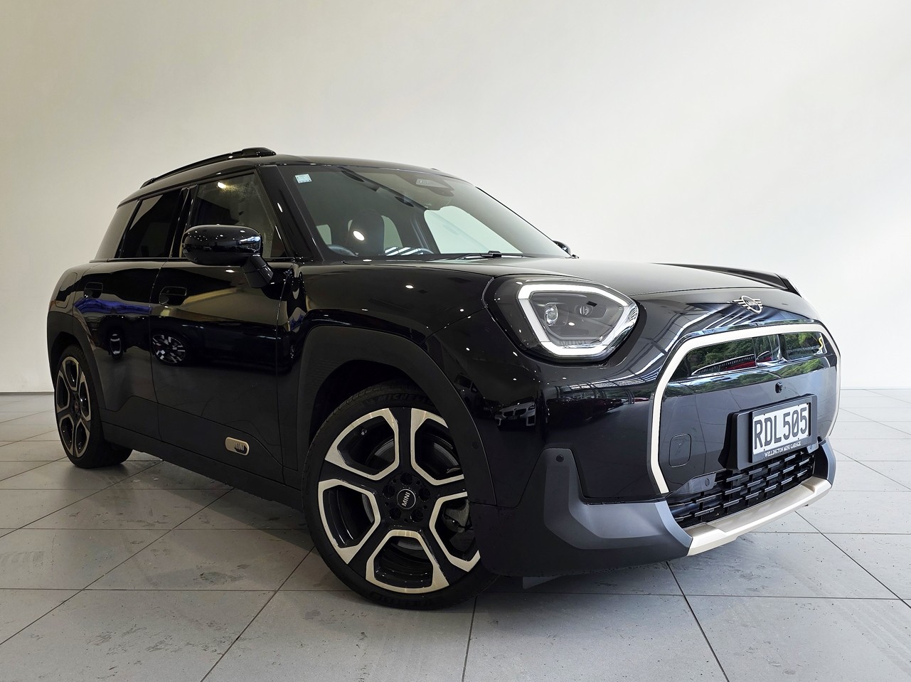 MINI Aceman SE