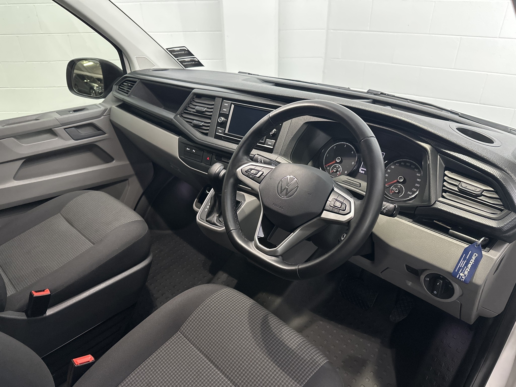 Volkswagen Transporter SWB 340Nm DSG Runner