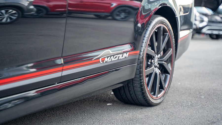 2017 Holden Commodore 8