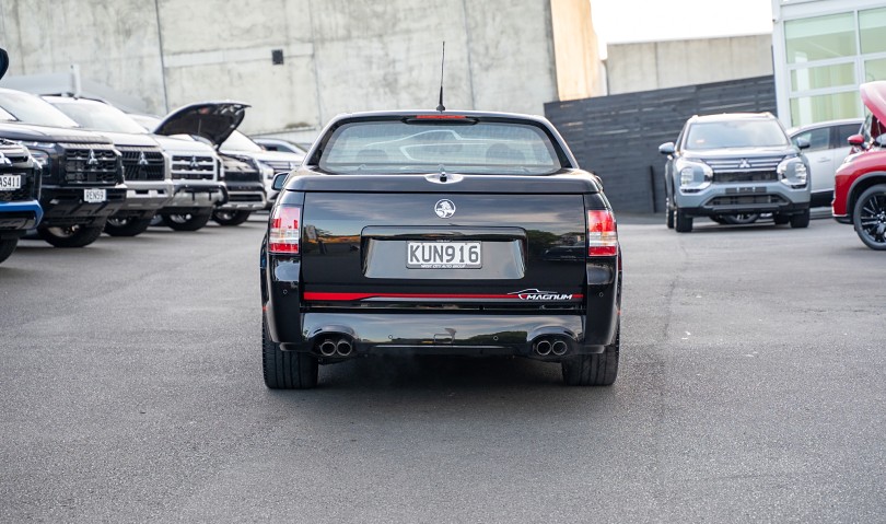 2017 Holden Commodore 4