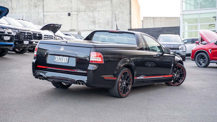 2017 Holden Commodore 2