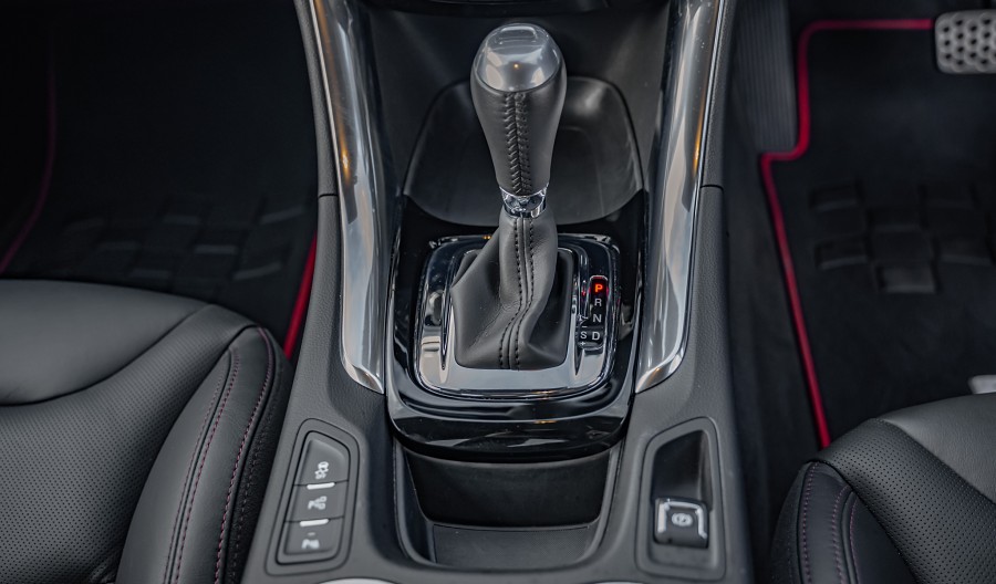 2017 Holden Commodore 15