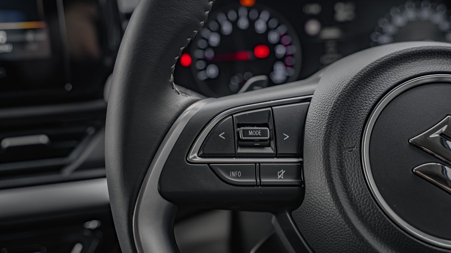 2025 Suzuki Swift 13