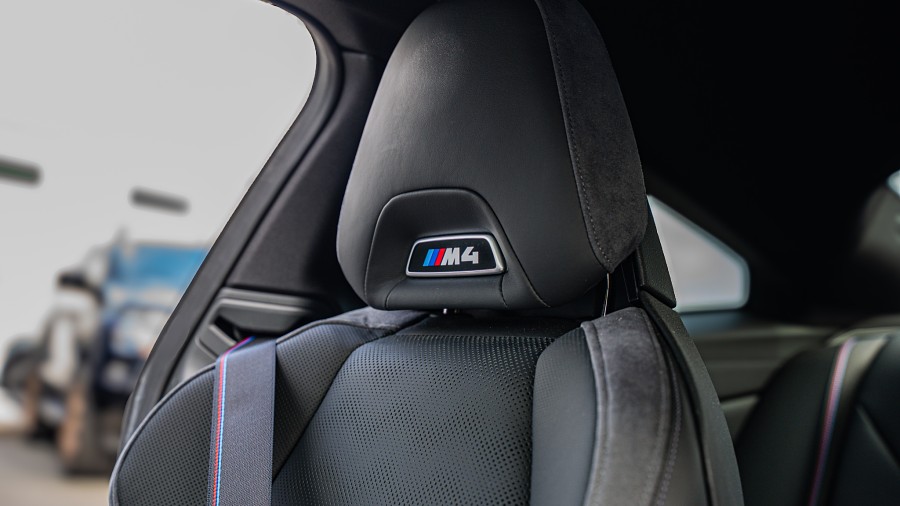 2022 BMW M4 17