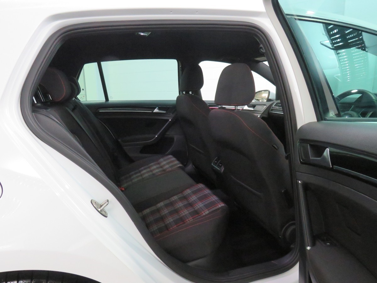 Volkswagen Golf GTI 162KW