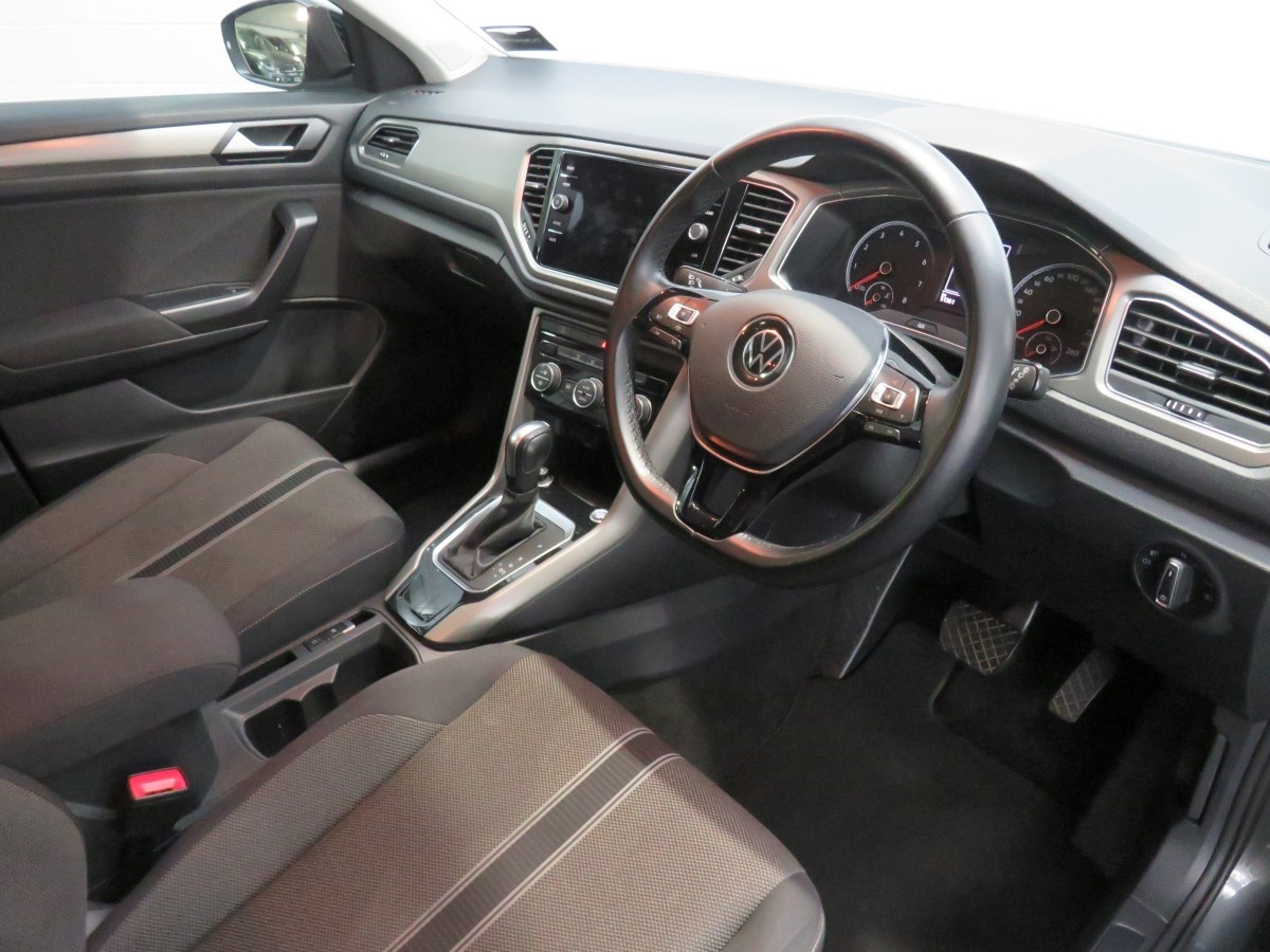 Volkswagen T-Roc 2WD TSI LIFE