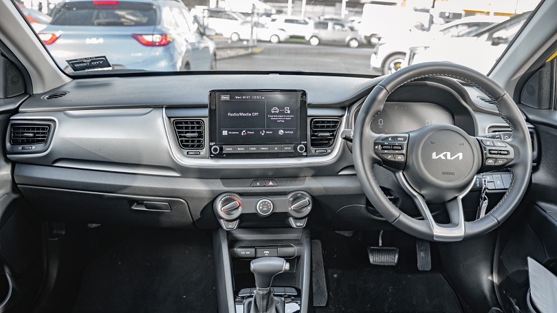 2025 Kia Stonic 9