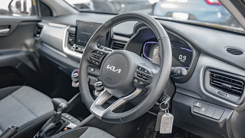 2025 Kia Stonic 8