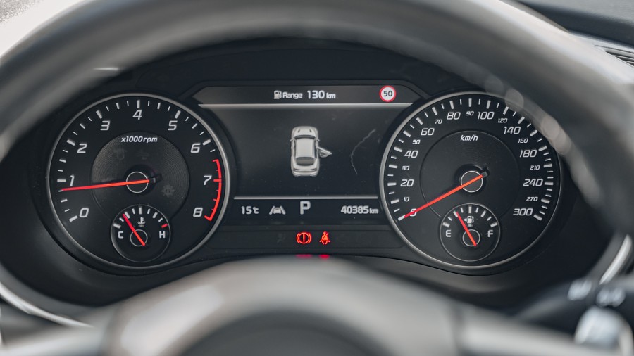 2021 Kia Stinger 12
