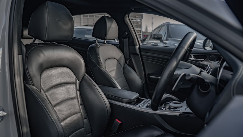 2021 Kia Stinger 8