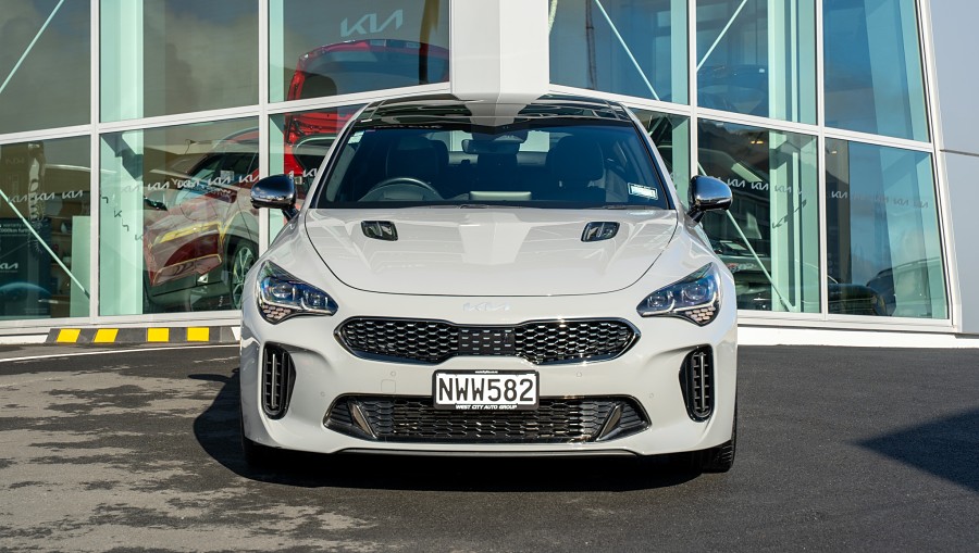 2021 Kia Stinger 3