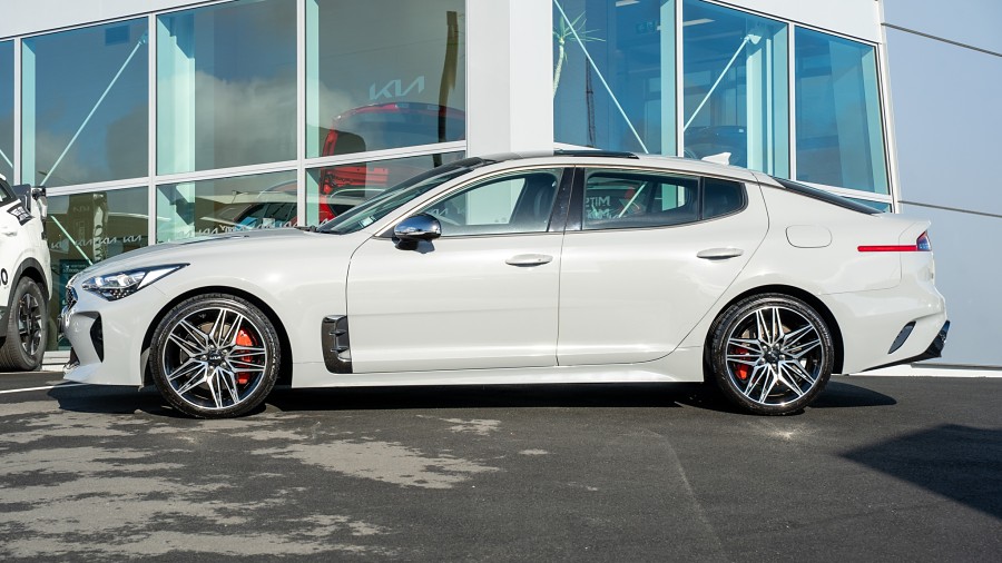 2021 Kia Stinger 5