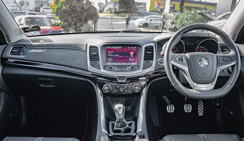 2018 Holden Commodore 10