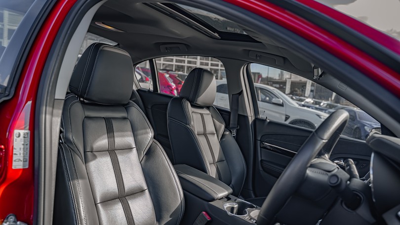 2018 Holden Commodore 8