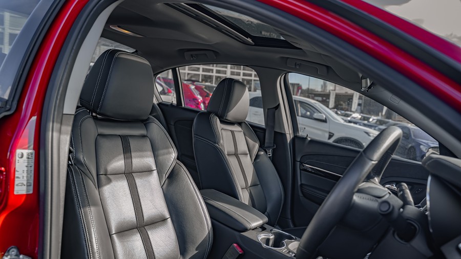 2018 Holden Commodore 8