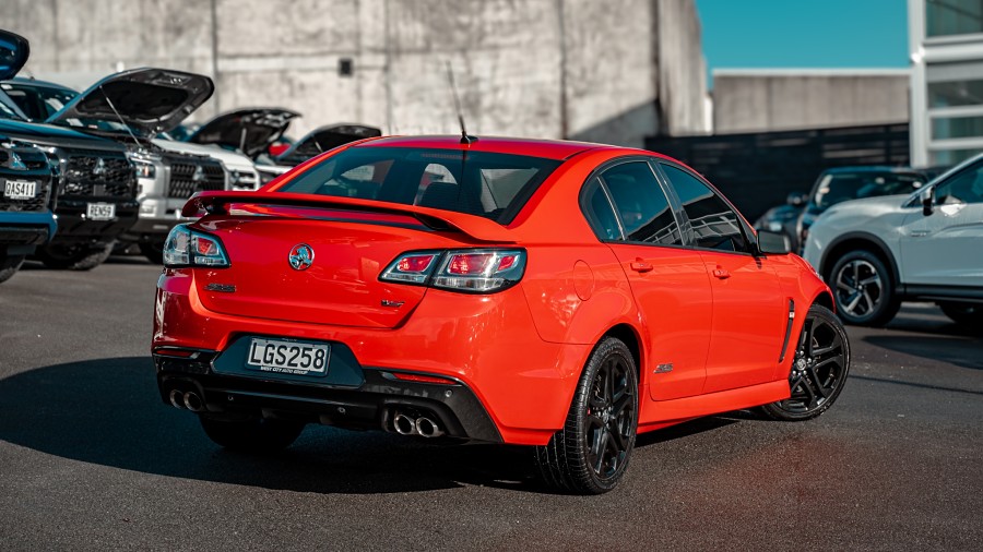 2018 Holden Commodore 2