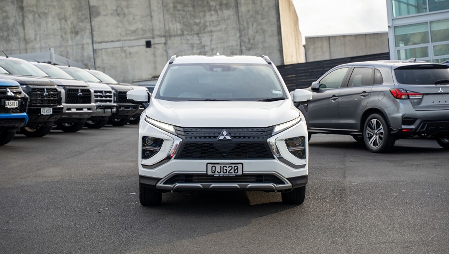 2024 Mitsubishi Eclipse Cross 3