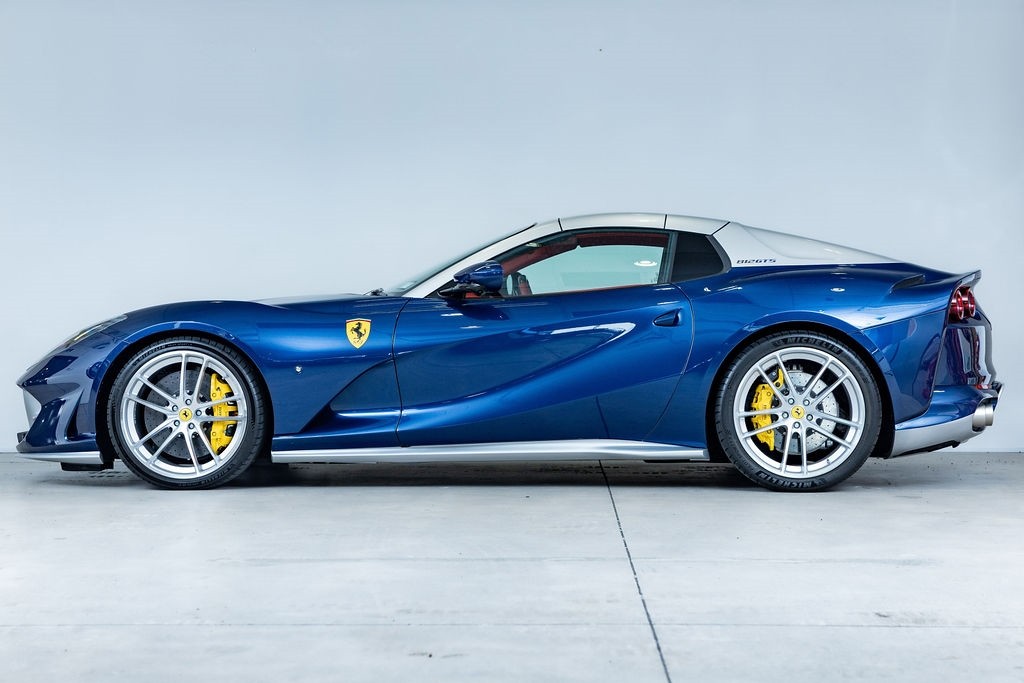 Ferrari 812 GTS