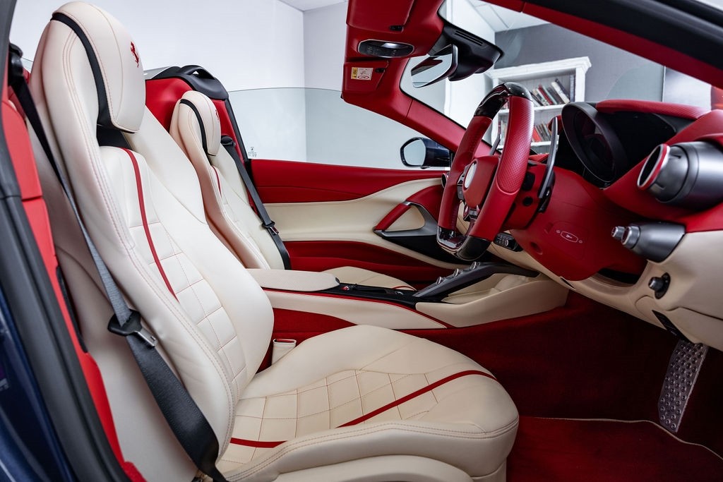 Ferrari 812 GTS
