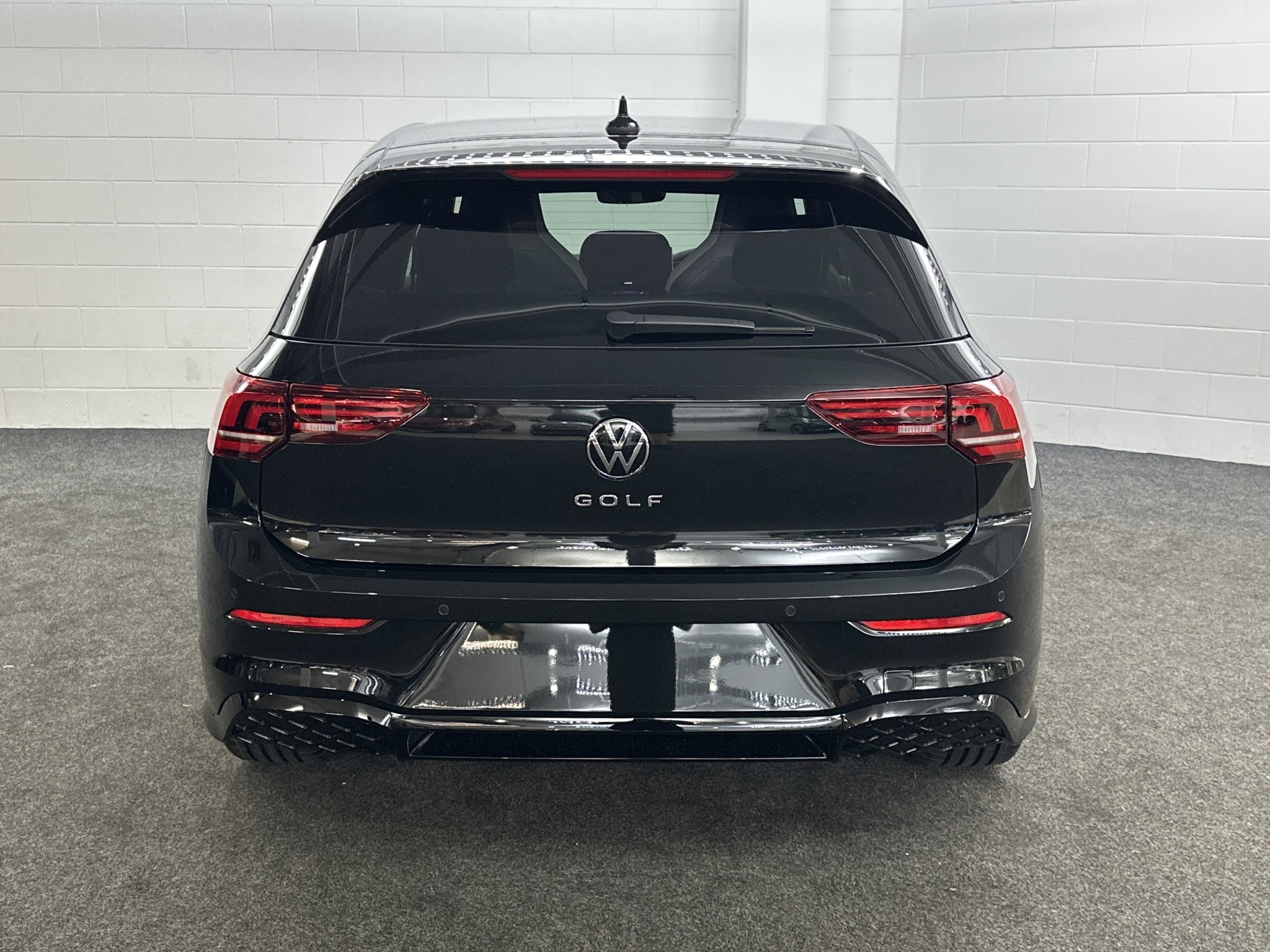 Volkswagen Golf 8.5 R-LINE