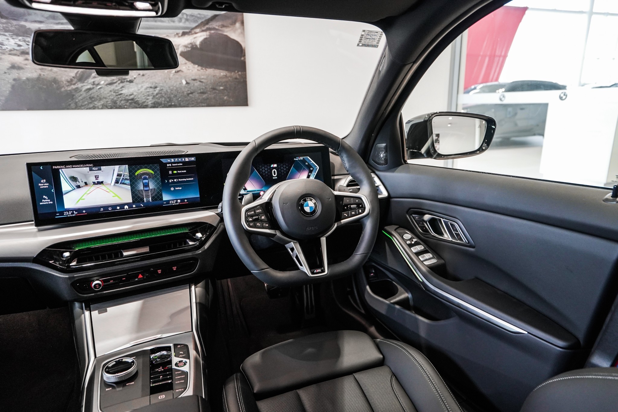 BMW 320i Sedan