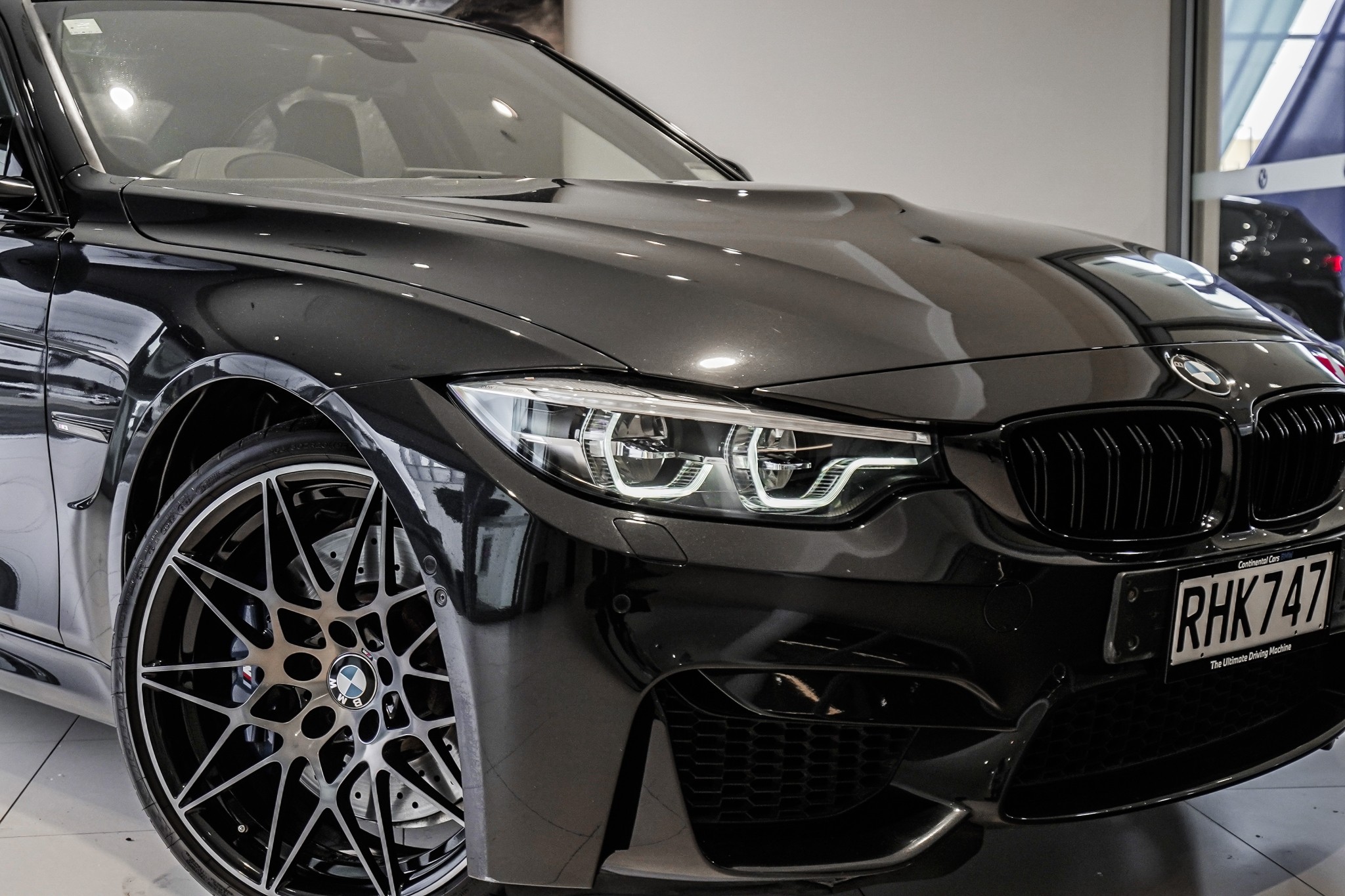 BMW M3 Competition sedan SE
