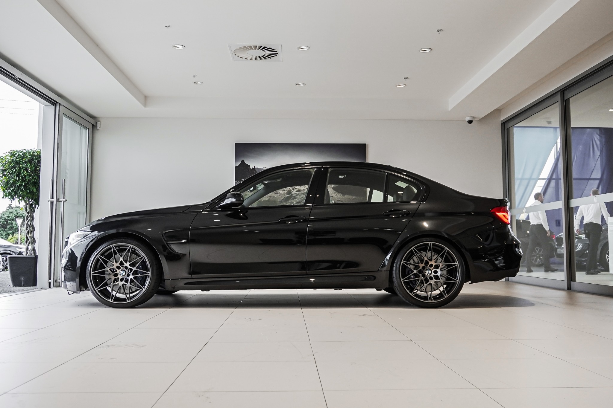 BMW M3 Competition sedan SE