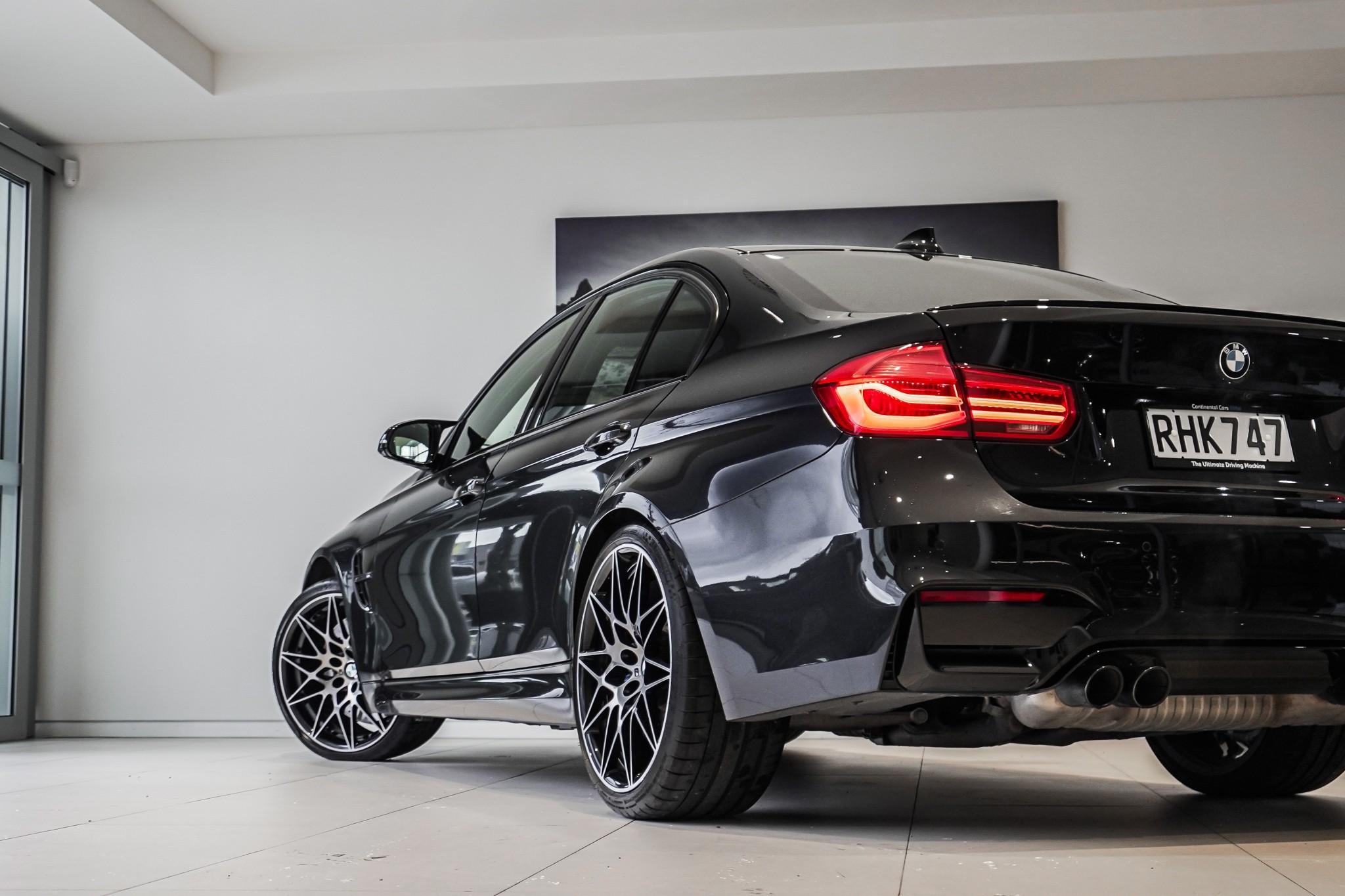 BMW M3 Competition sedan SE