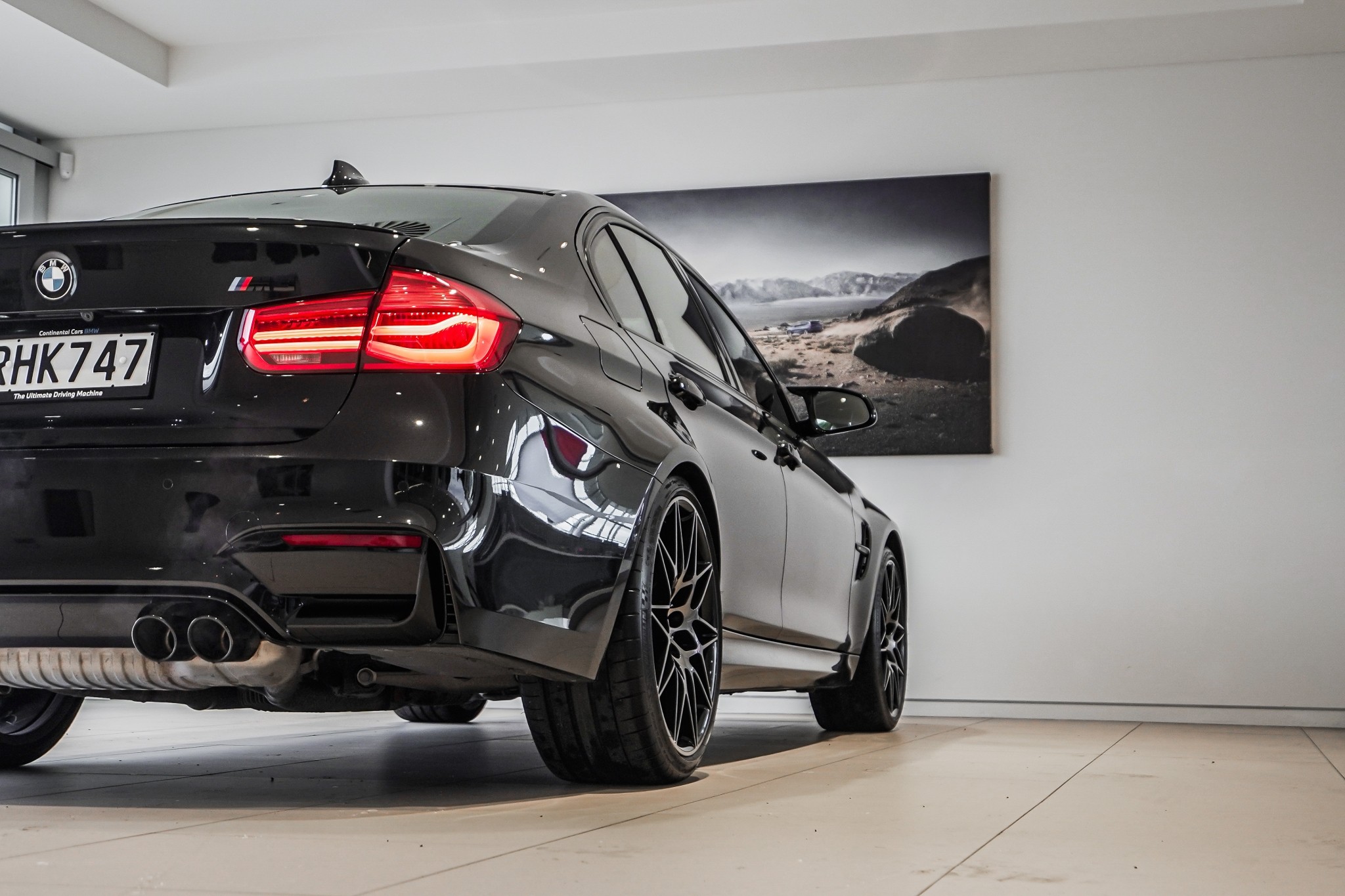 BMW M3 Competition sedan SE