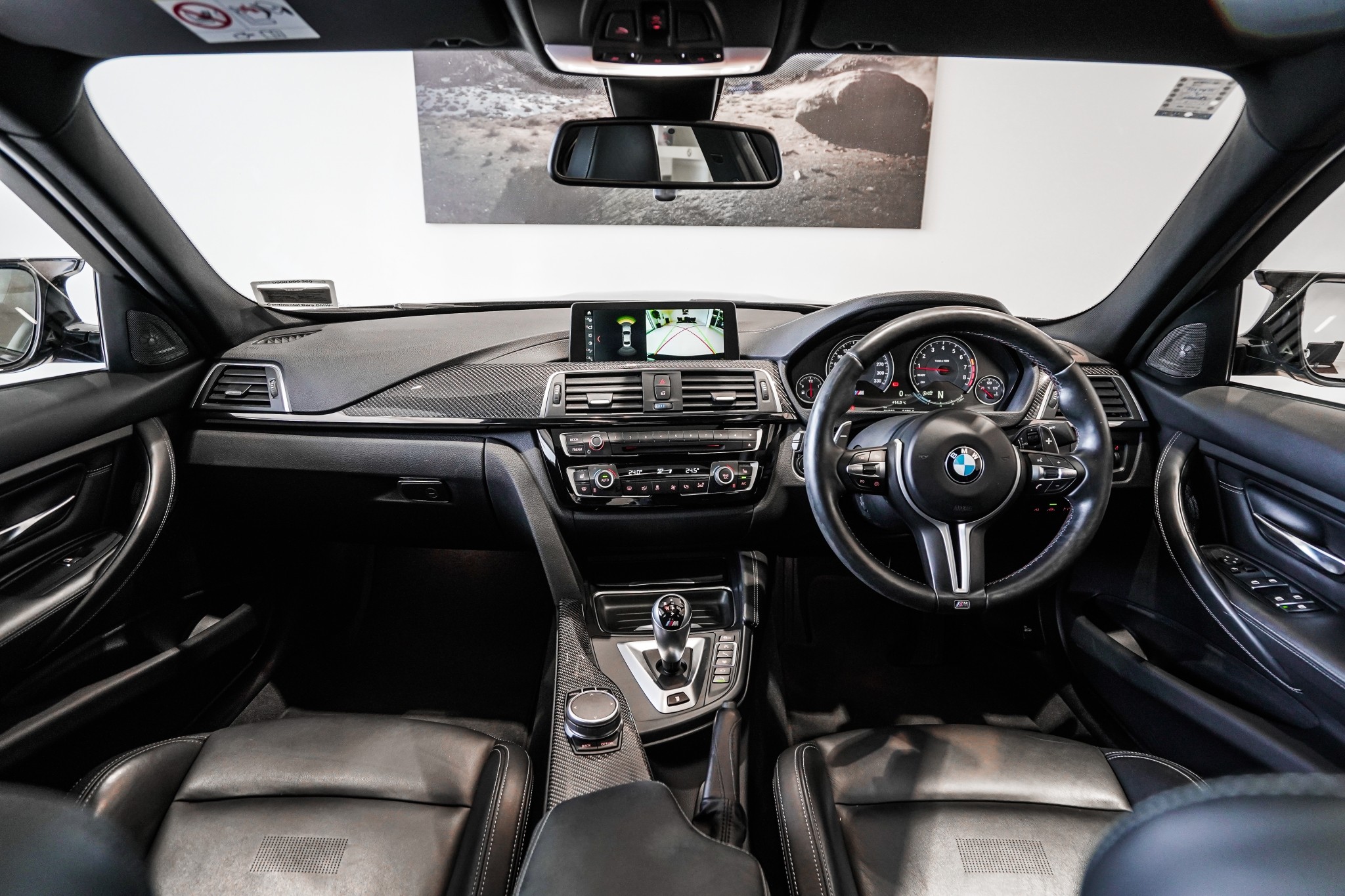 BMW M3 Competition sedan SE