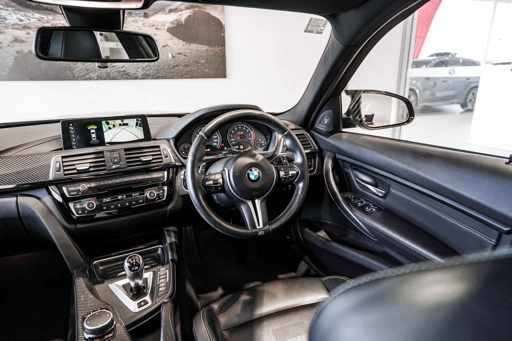 BMW M3 Competition sedan SE