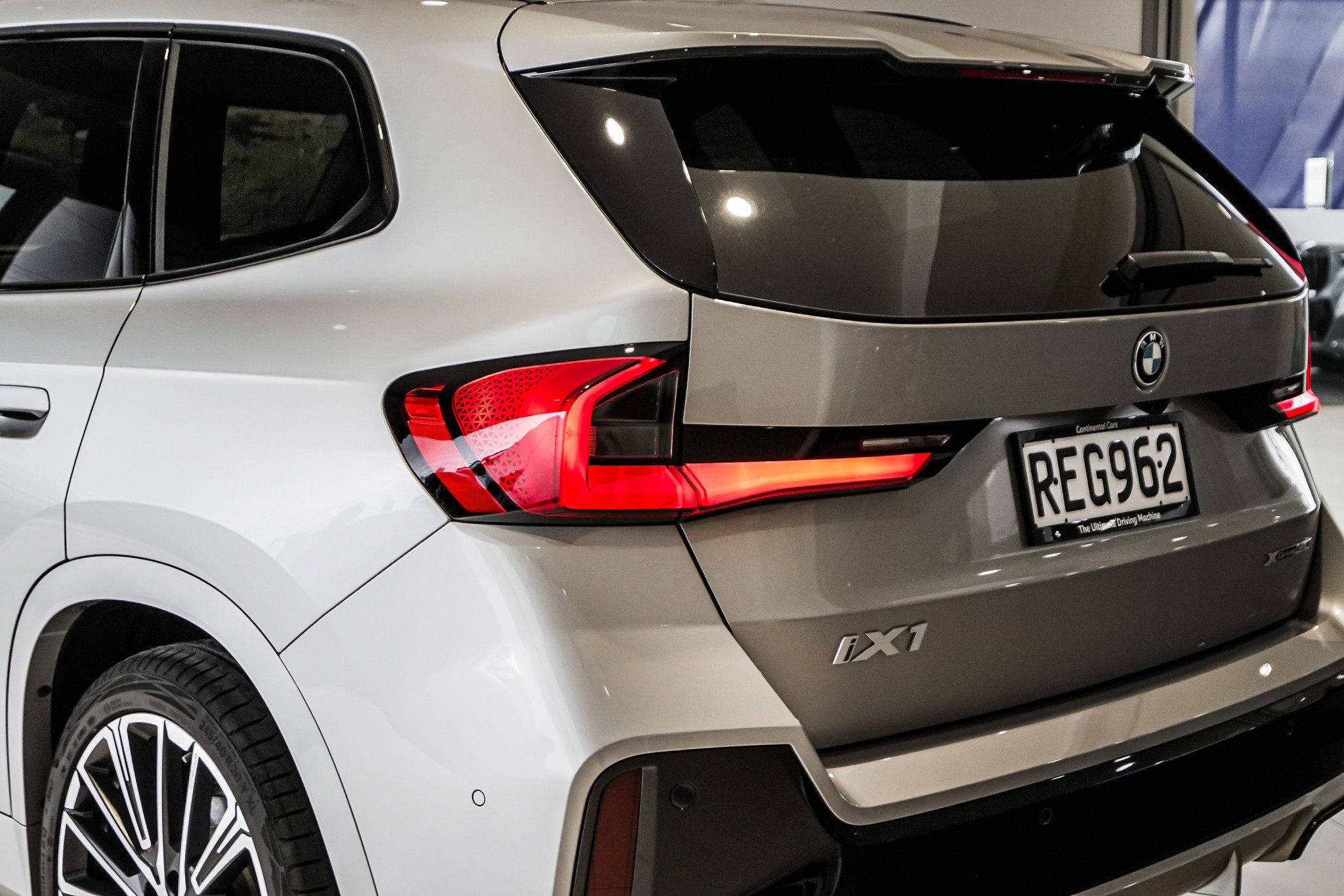 BMW iX1 xDrive30