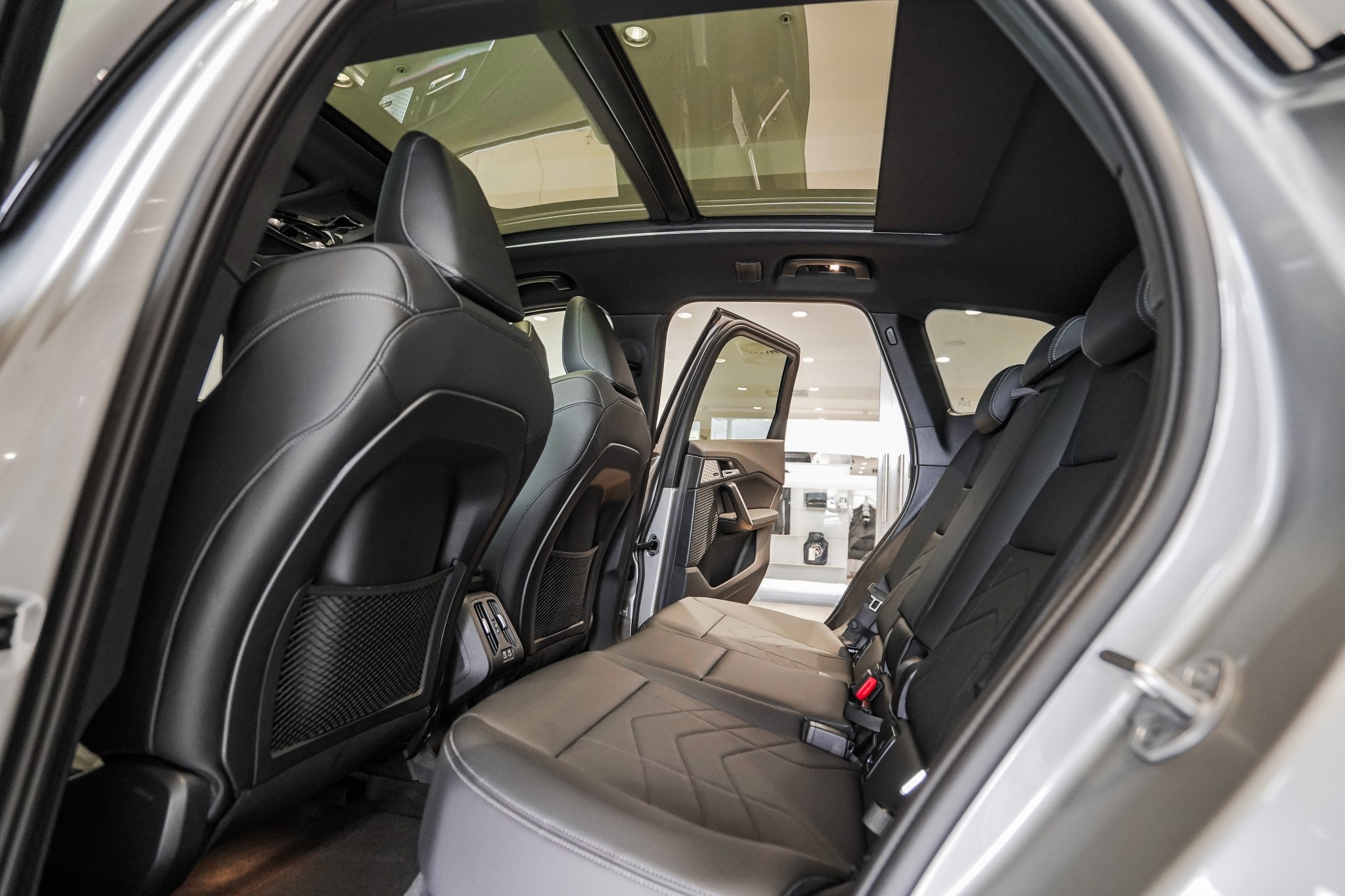 BMW iX1 xDrive30