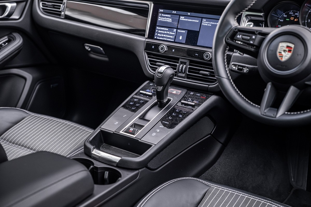 Porsche Macan T III