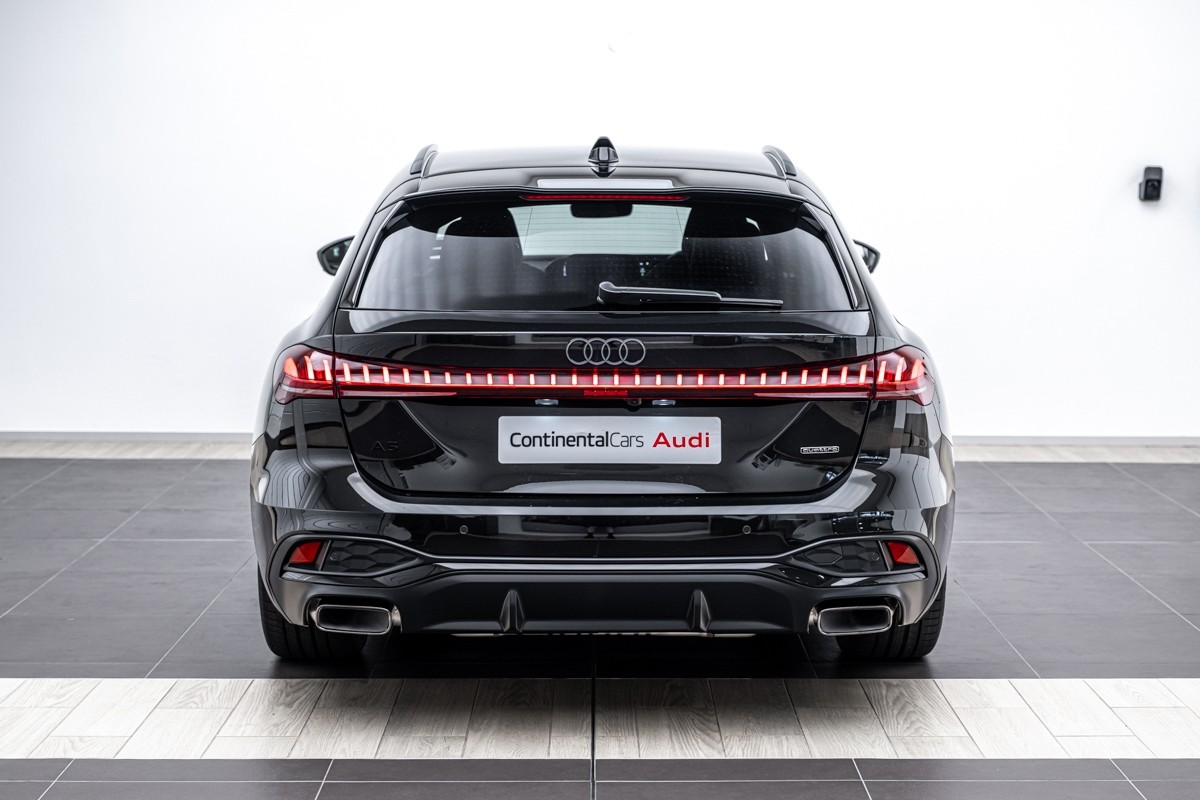 Audi A5 e-Hybrid Avant S line