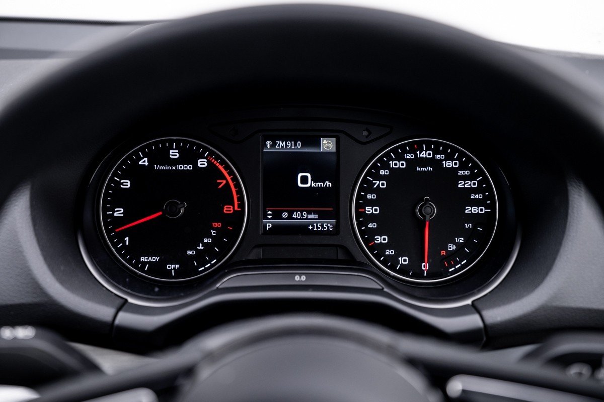 Audi Q2 35 TFSI S TRONIC 110 KW