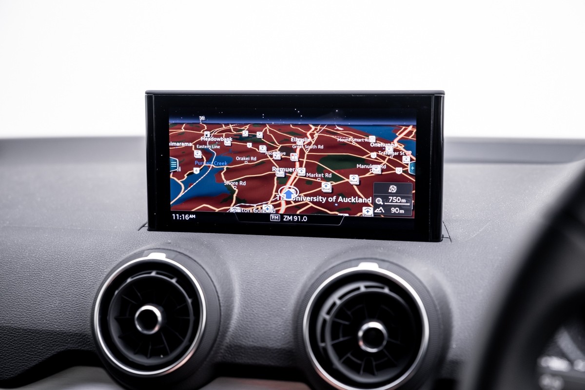 Audi Q2 35 TFSI S TRONIC 110 KW