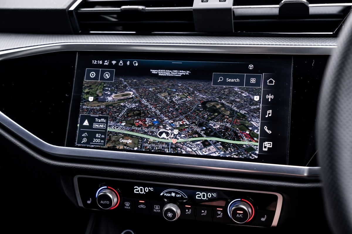 Audi Q3 45 TFSI Q S TRONIC 180KW