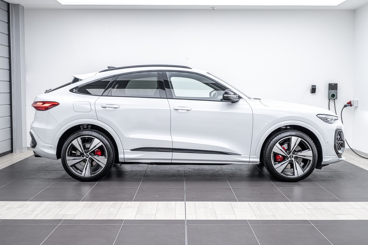 Audi SQ5 SPORTBACK TFSI