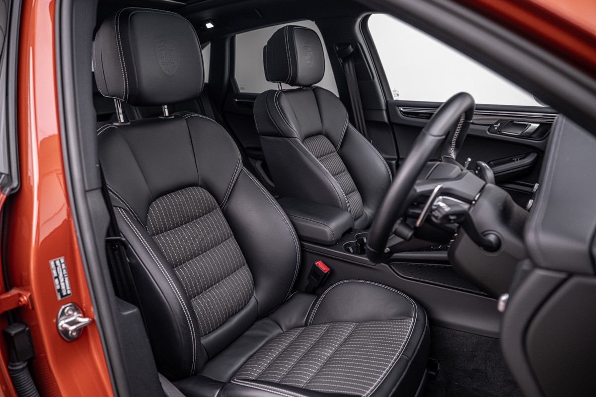 Porsche Macan T III