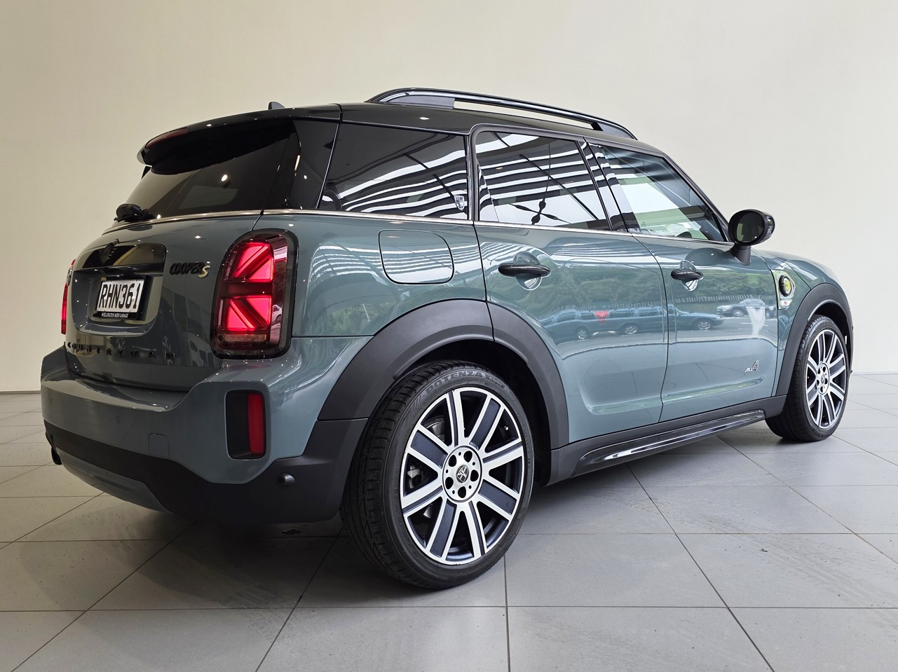 MINI Countryman SE ALL4 Yours  Hybrid