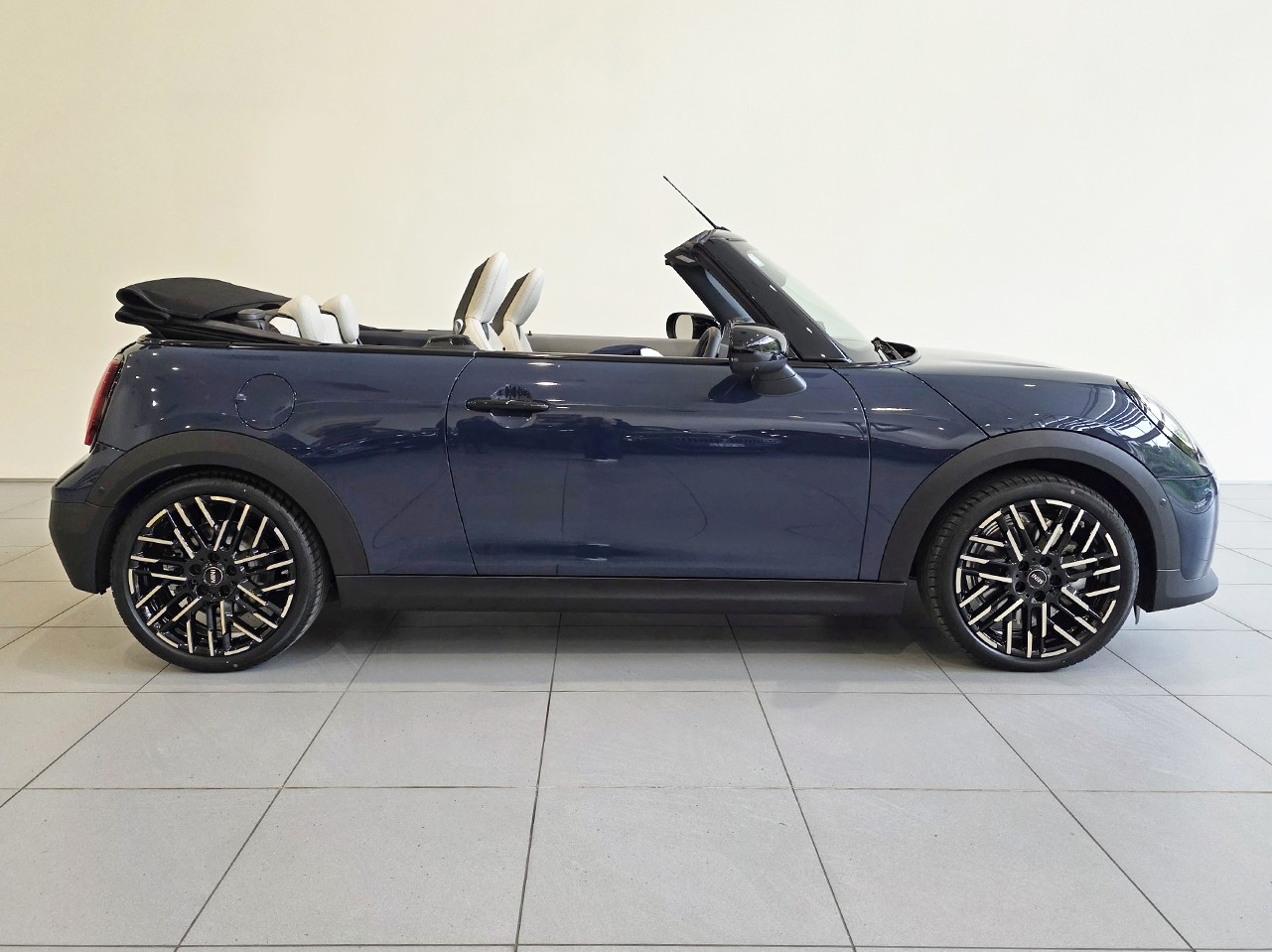 MINI Cooper S Convertible Favoured